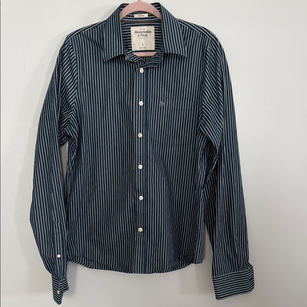 Abercrombie & Fitch Men's Striped Blue Shirt